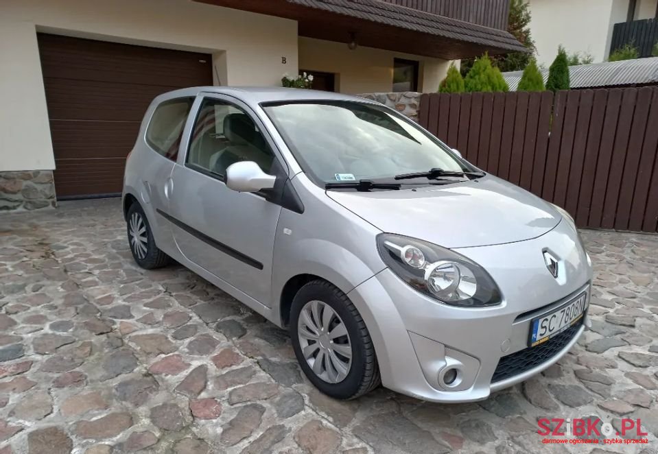 2010' Renault Twingo photo #6