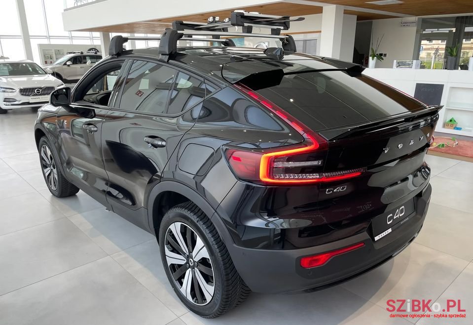 2023' Volvo C40 photo #5