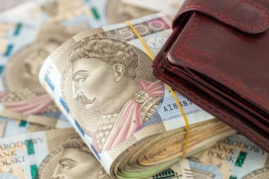 Komornicy coraz częściej blokują konta kierowców. Problem ma już 351 tys. osób. Rekordzista stracił 5 mln