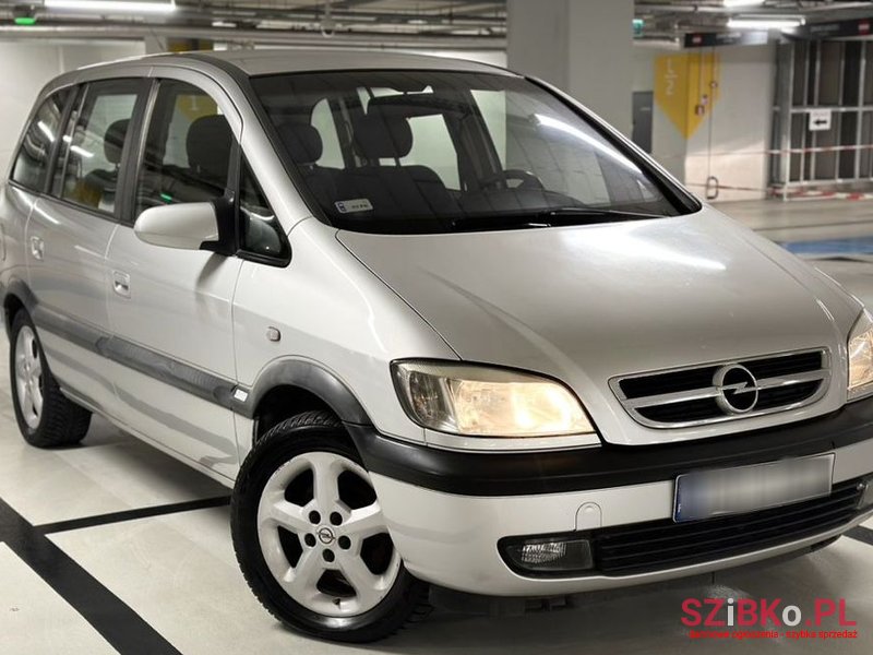 2004' Opel Zafira 1.8 16V Elegance photo #3
