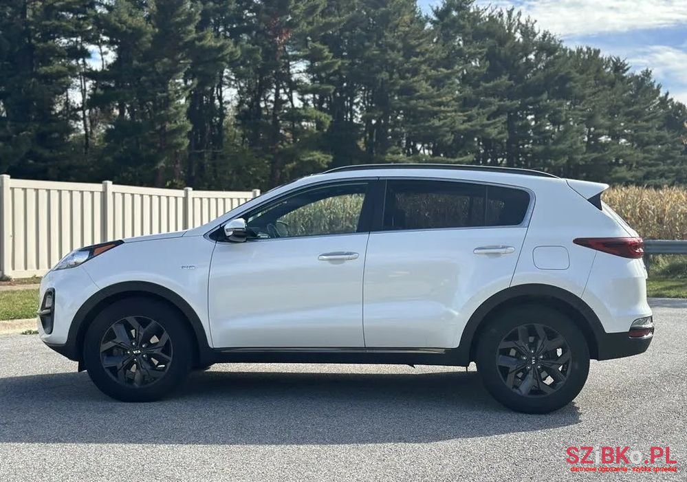 2020' Kia Sportage photo #3