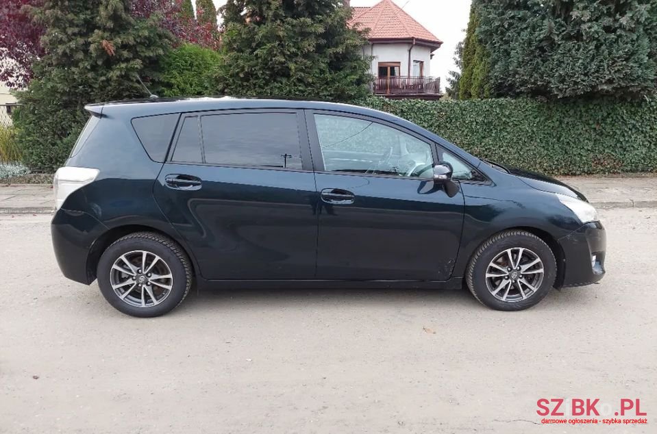 2014' Toyota Verso photo #6