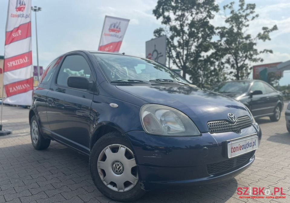 2001' Toyota Yaris photo #2