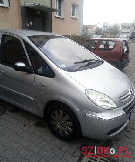 2005' Citroen Xsara Picasso photo #1