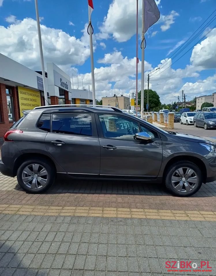 2019' Peugeot 2008 photo #4