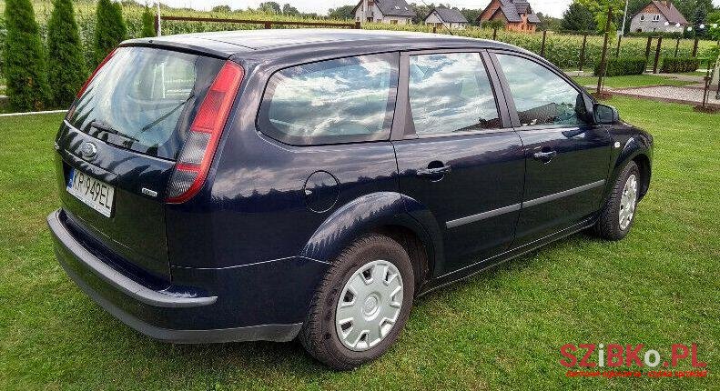 2006' Ford Focus photo #1