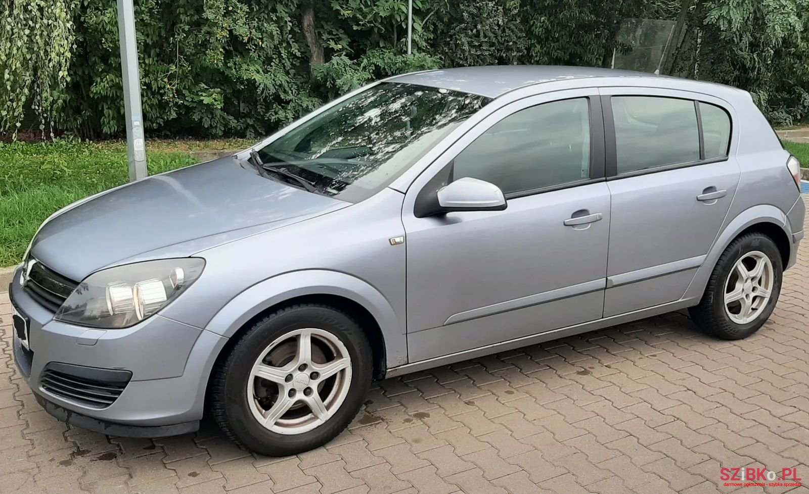 2006' Opel Astra photo #2