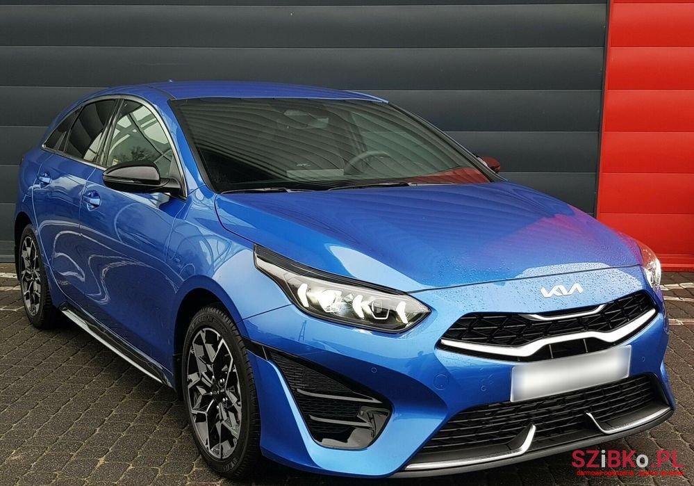 2024' Kia Proceed 1.5 T-Gdi Gt Line photo #2