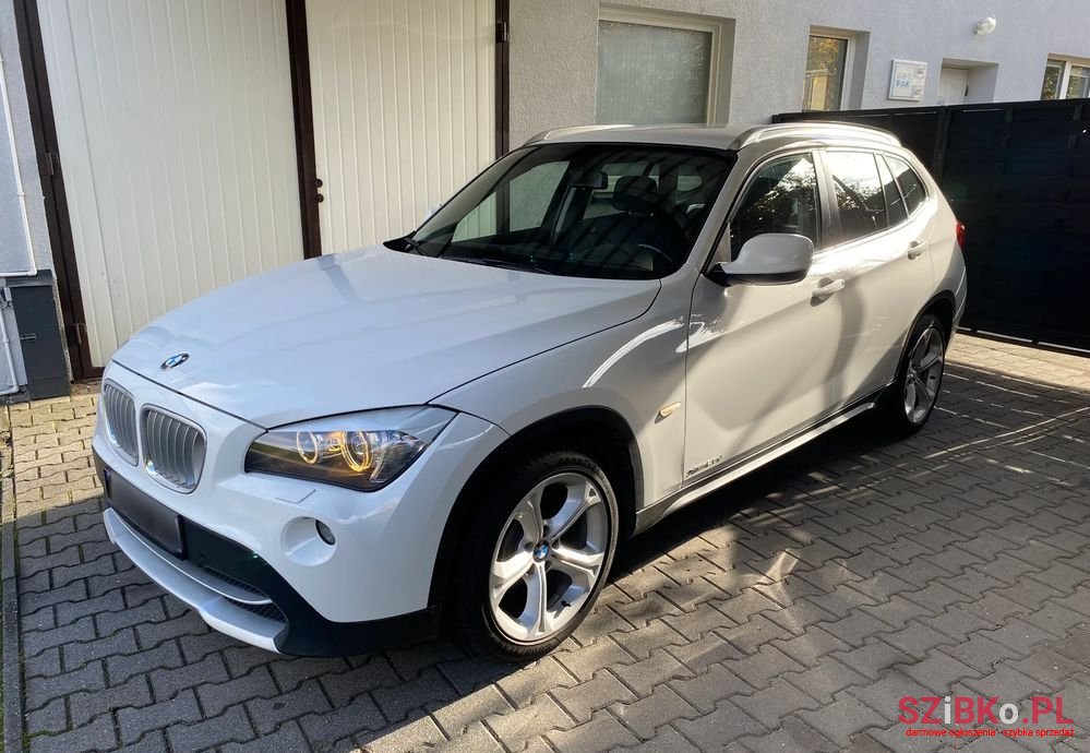 2010' BMW X1 Xdrive23D photo #1