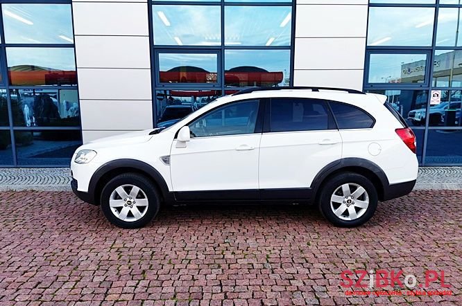 2010' Chevrolet Captiva photo #2