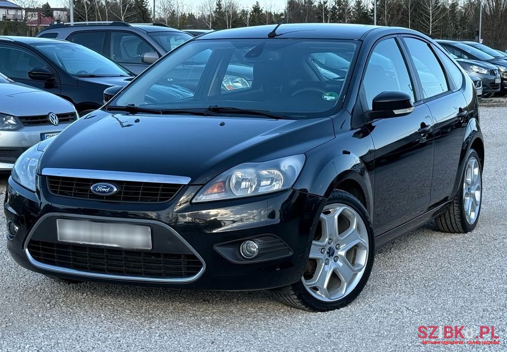 2009' Ford Focus photo #2