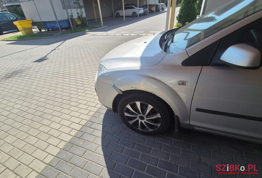 2006' Ford Focus photo #6