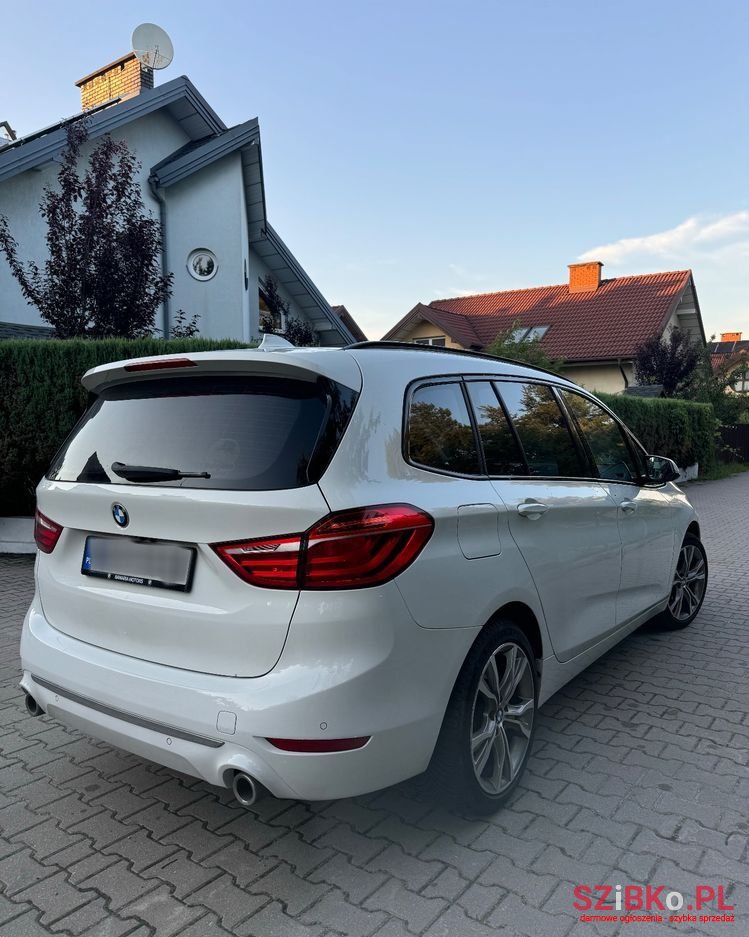 2018' BMW 2 Series 220D Xdrive photo #3