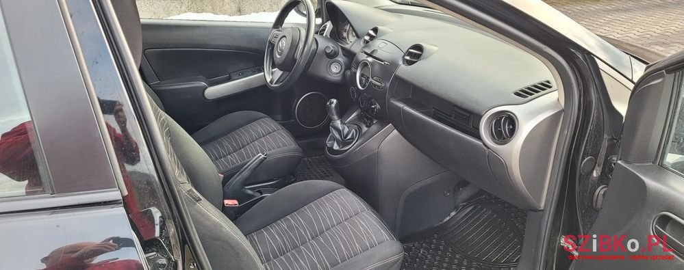 2008' Mazda 2 1.4 Cd Active photo #3