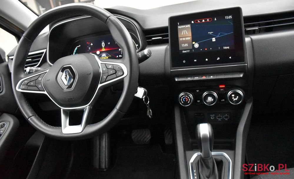 2020' Renault Clio E-Tech 140 Zen photo #6