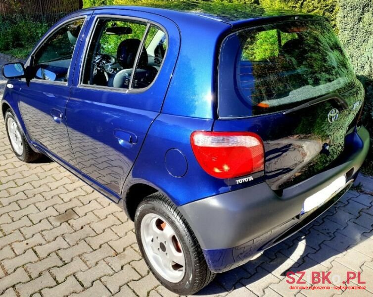 2000' Toyota Yaris photo #5