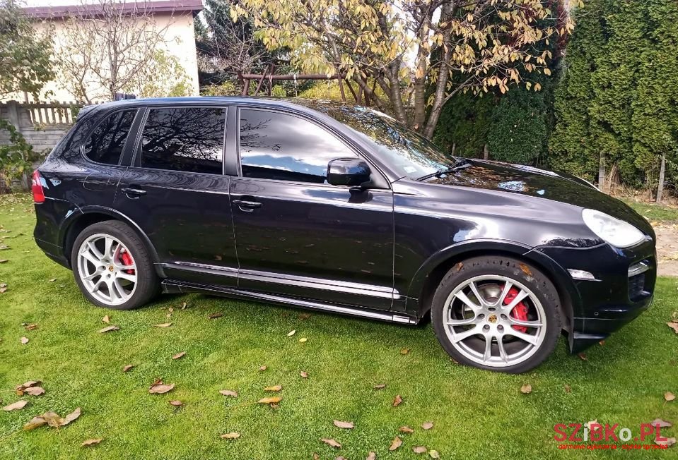 2008' Porsche Cayenne photo #3