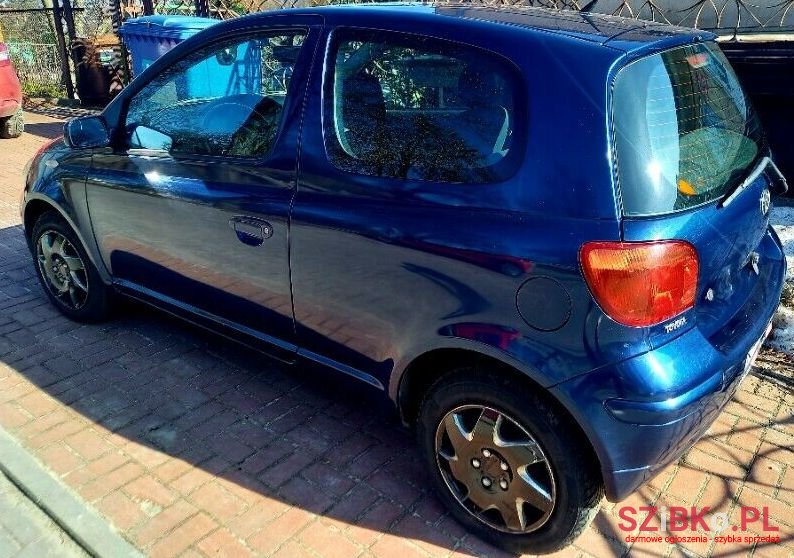 2005' Toyota Yaris photo #1