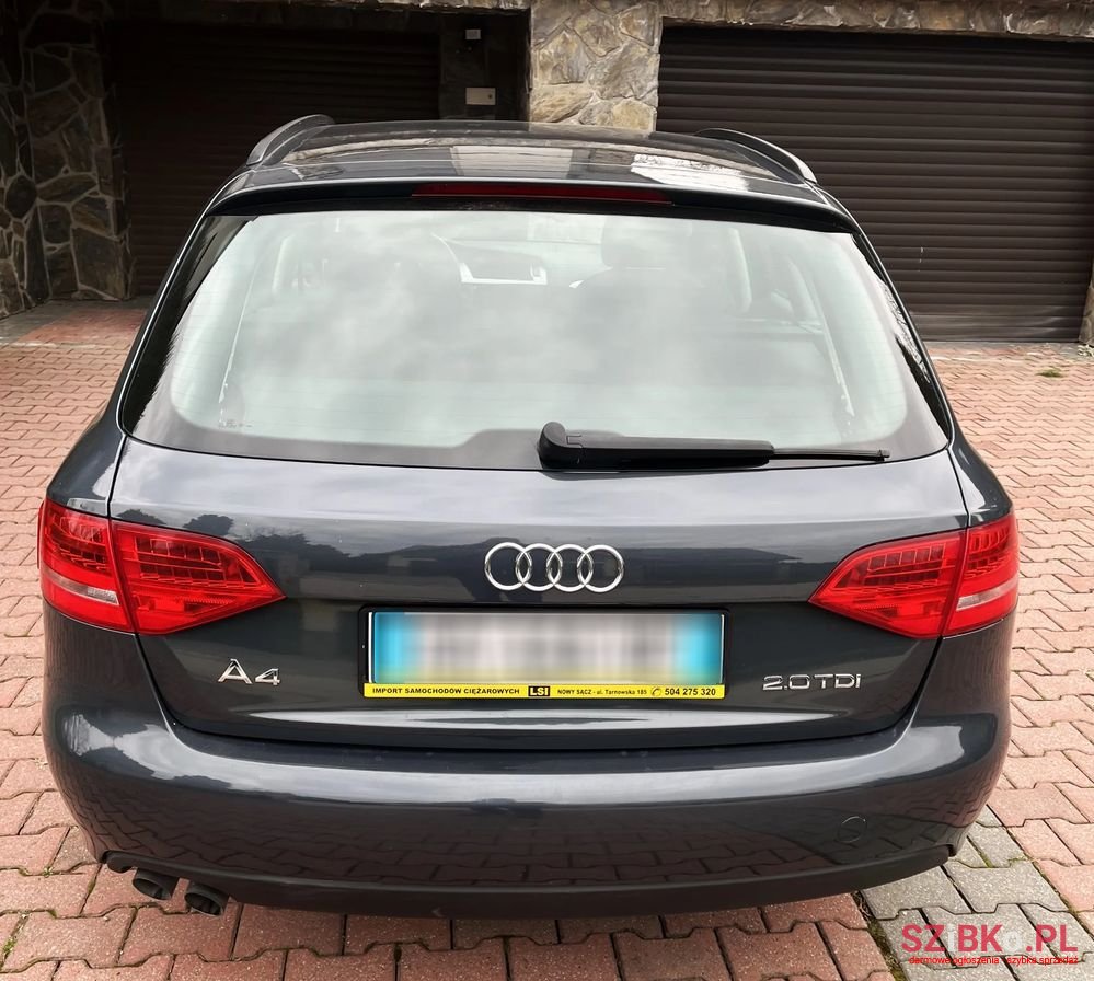 2010' Audi A4 photo #5