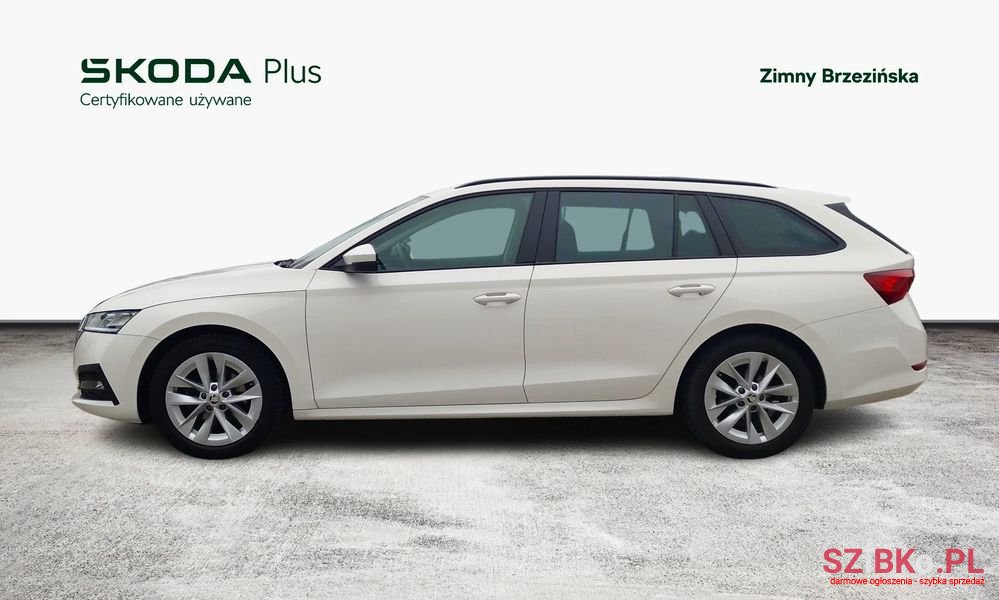 2021' Skoda Octavia photo #2