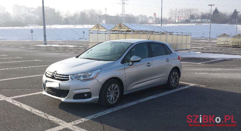 2011' Citroen C4, C4 Picasso photo #1