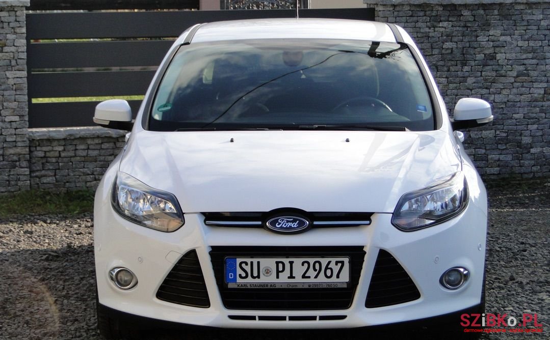 2013' Ford Focus photo #2