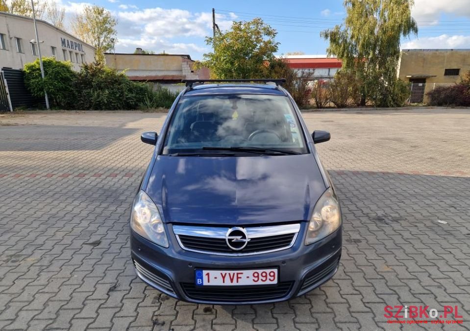 2008' Opel Zafira photo #3