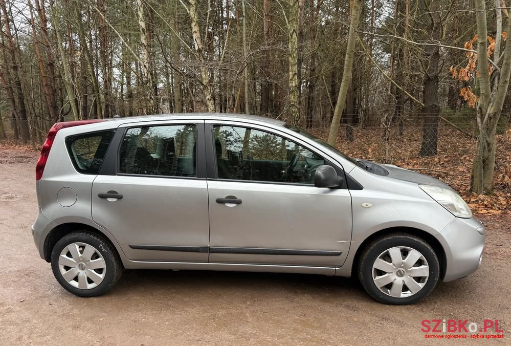 2010' Nissan Note 1.4 Visia A/C photo #6