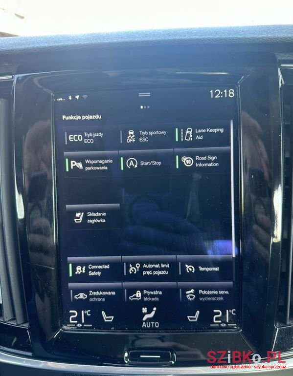 2017' Volvo V90 photo #5