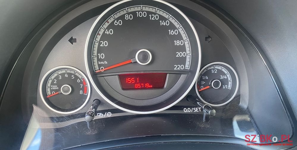 2017' Volkswagen Up! 1.0 Move photo #5