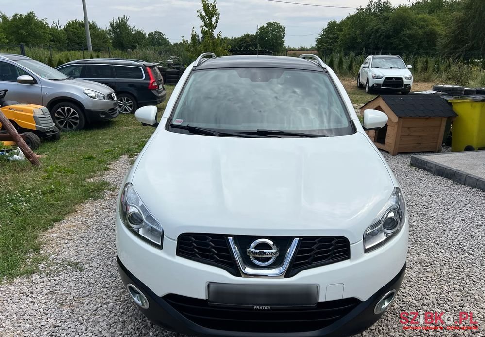 2012' Nissan Qashqai 1.6 360 photo #3