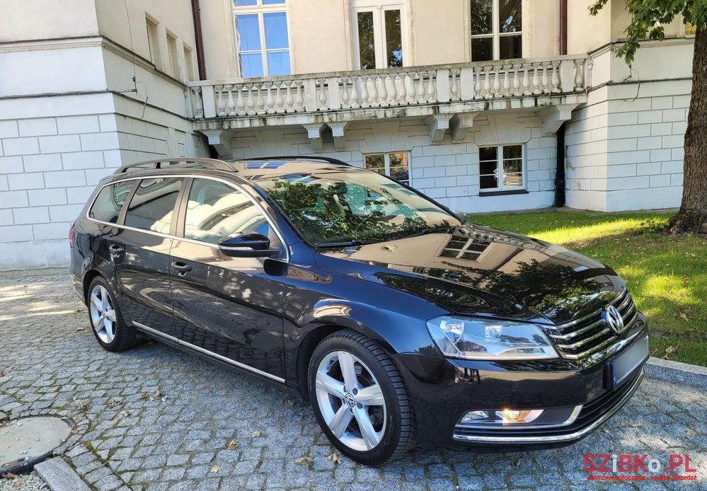 2014' Volkswagen Passat photo #2