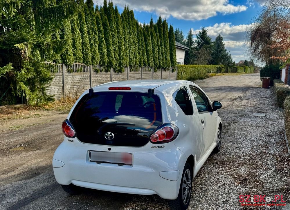 2014' Toyota Aygo 1.0 Vvt-I Gold photo #4