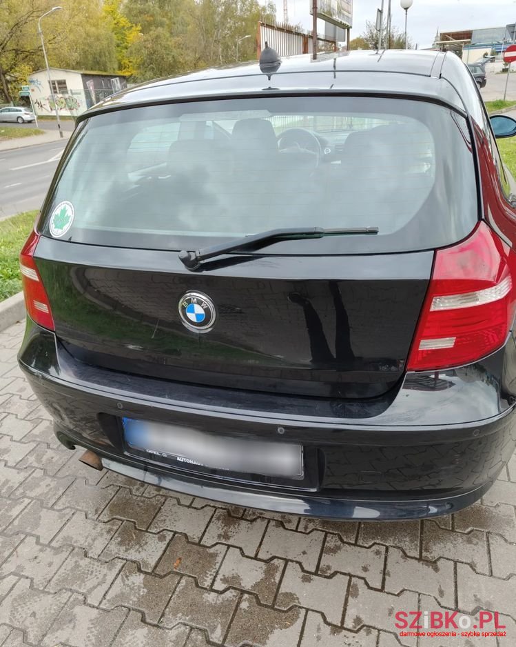 2008' BMW 1 Series photo #5