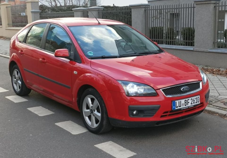 2005' Ford Focus photo #2