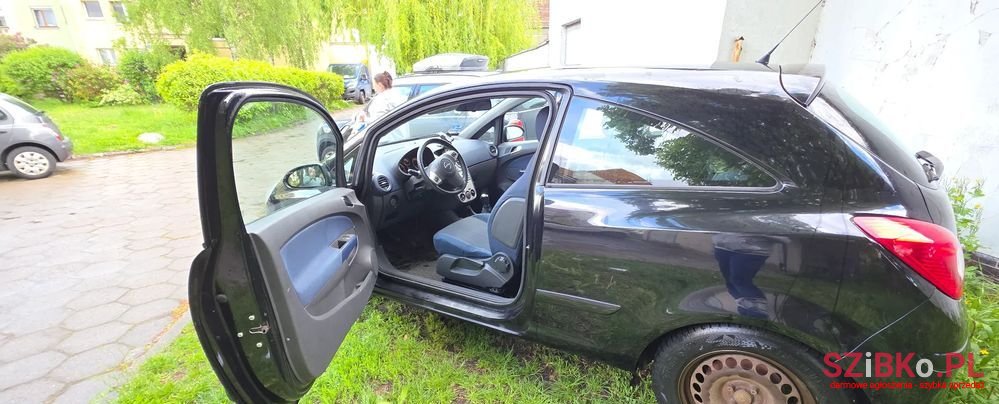 2006' Opel Corsa 1.2 16V Sport photo #3