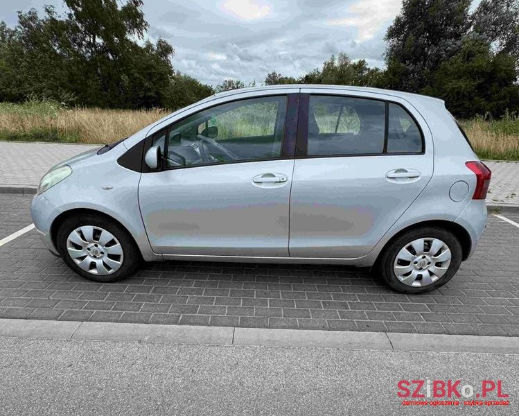 2007' Toyota Yaris photo #6