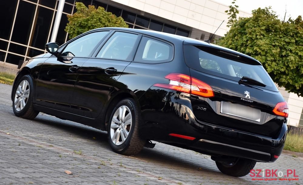 2021' Peugeot 308 photo #3