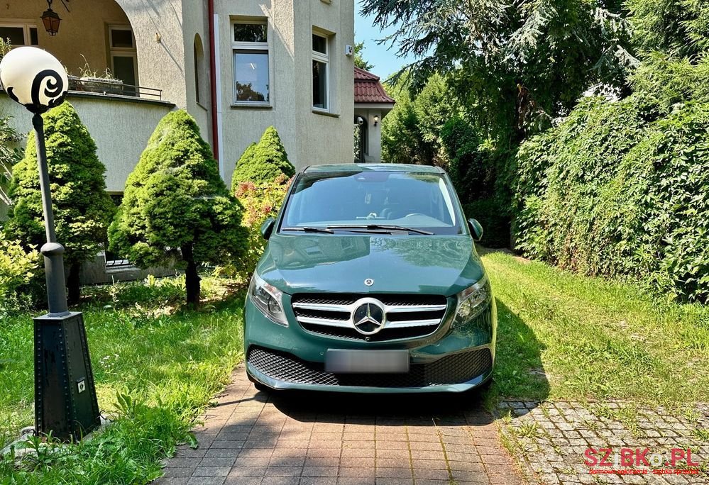 2024' Mercedes-Benz Klasa V photo #5