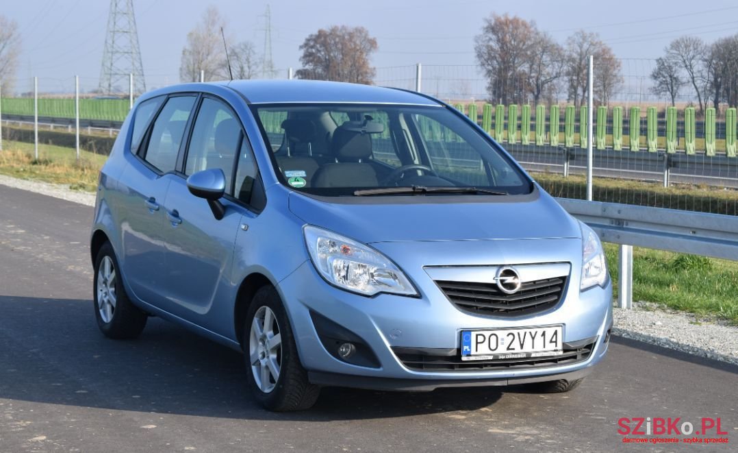 2014' Opel Meriva photo #1