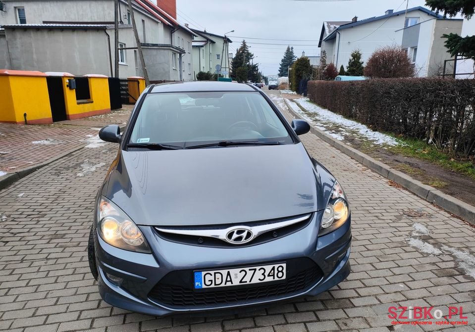 2010' Hyundai i30 photo #1