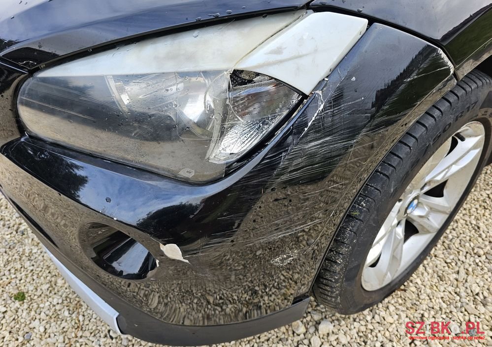 2011' BMW X1 Xdrive20D photo #4