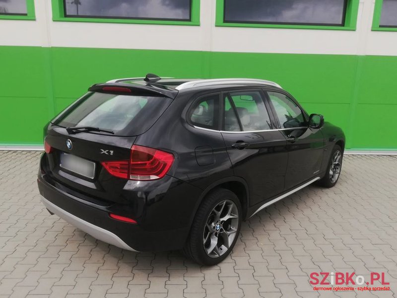 2011' BMW X1 Xdrive20D photo #4
