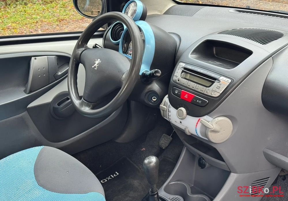 2009' Peugeot 107 photo #2