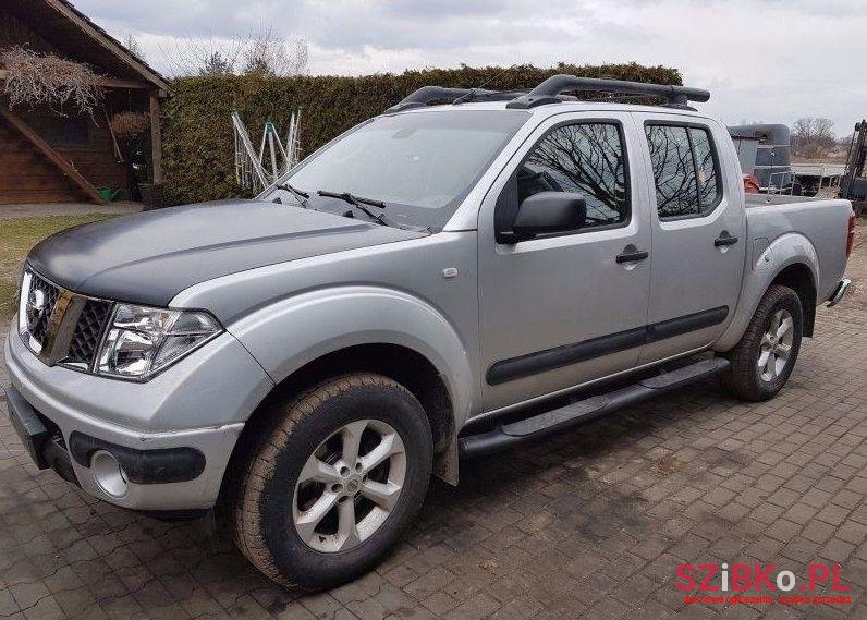 2005' Nissan Navara photo #2
