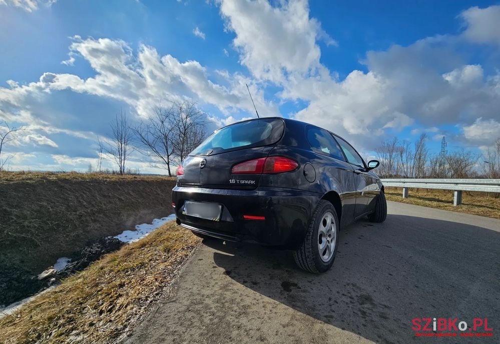 2007' Alfa Romeo 147 photo #4