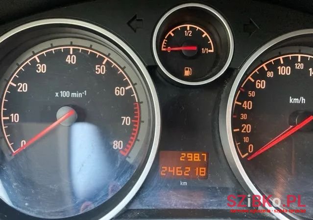 2005' Opel Astra photo #4