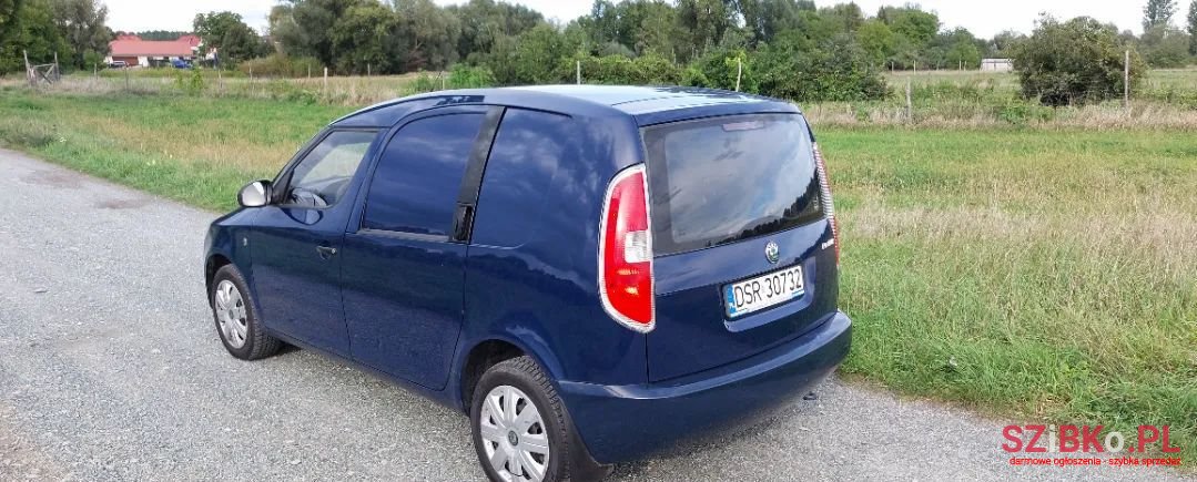 2010' Skoda Praktik photo #2