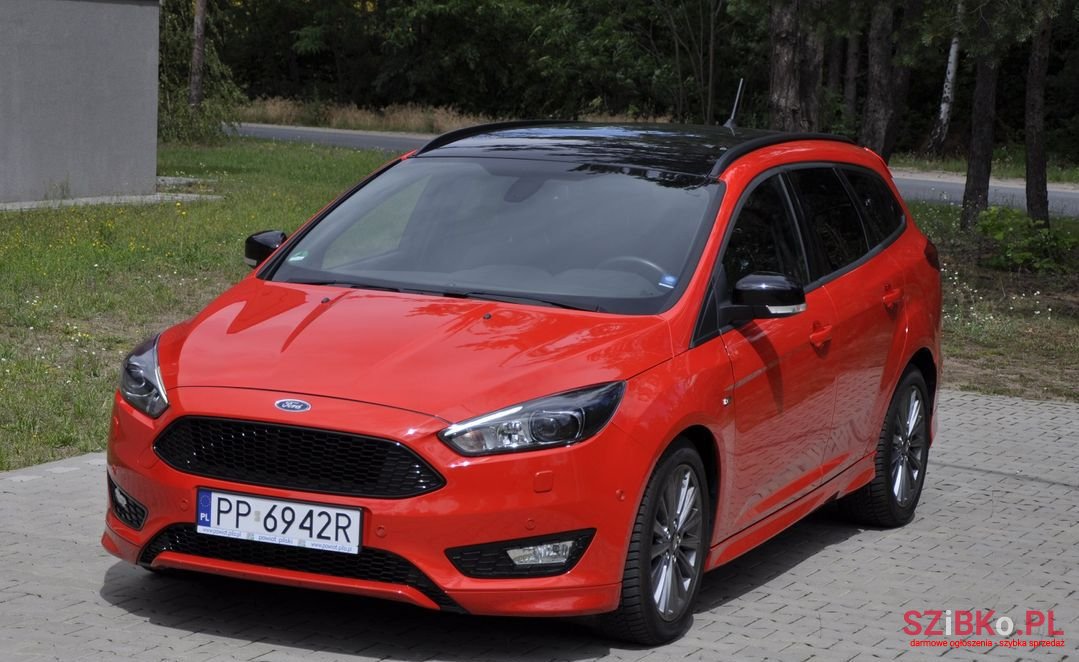 2018' Ford Focus photo #2