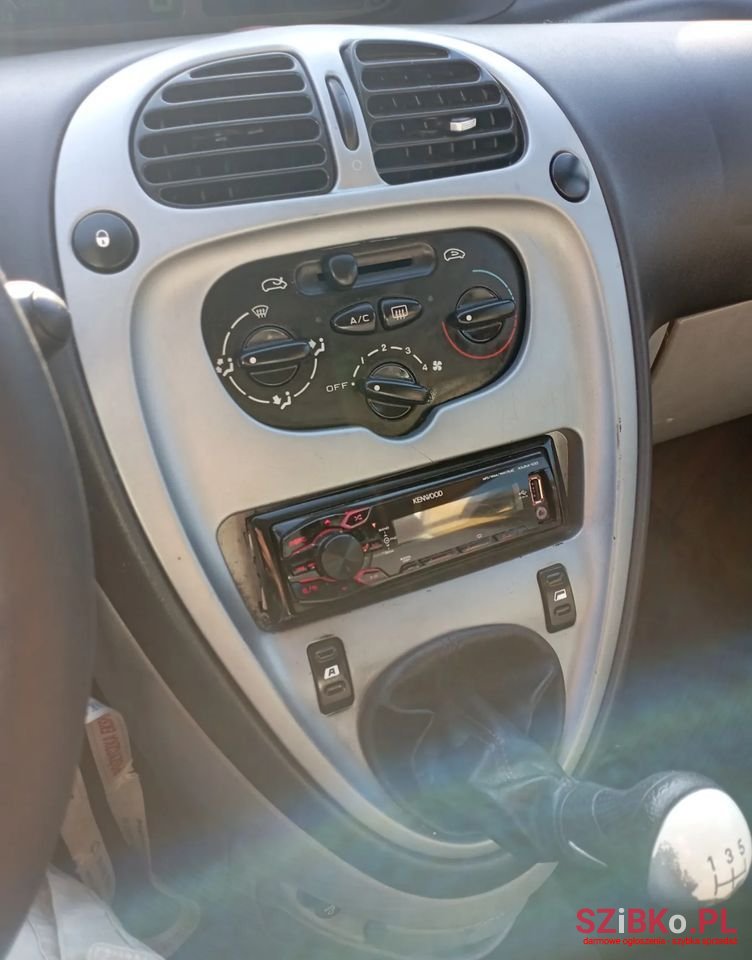 2007' Citroen Xsara Picasso 1.6 Hdi Sx photo #3